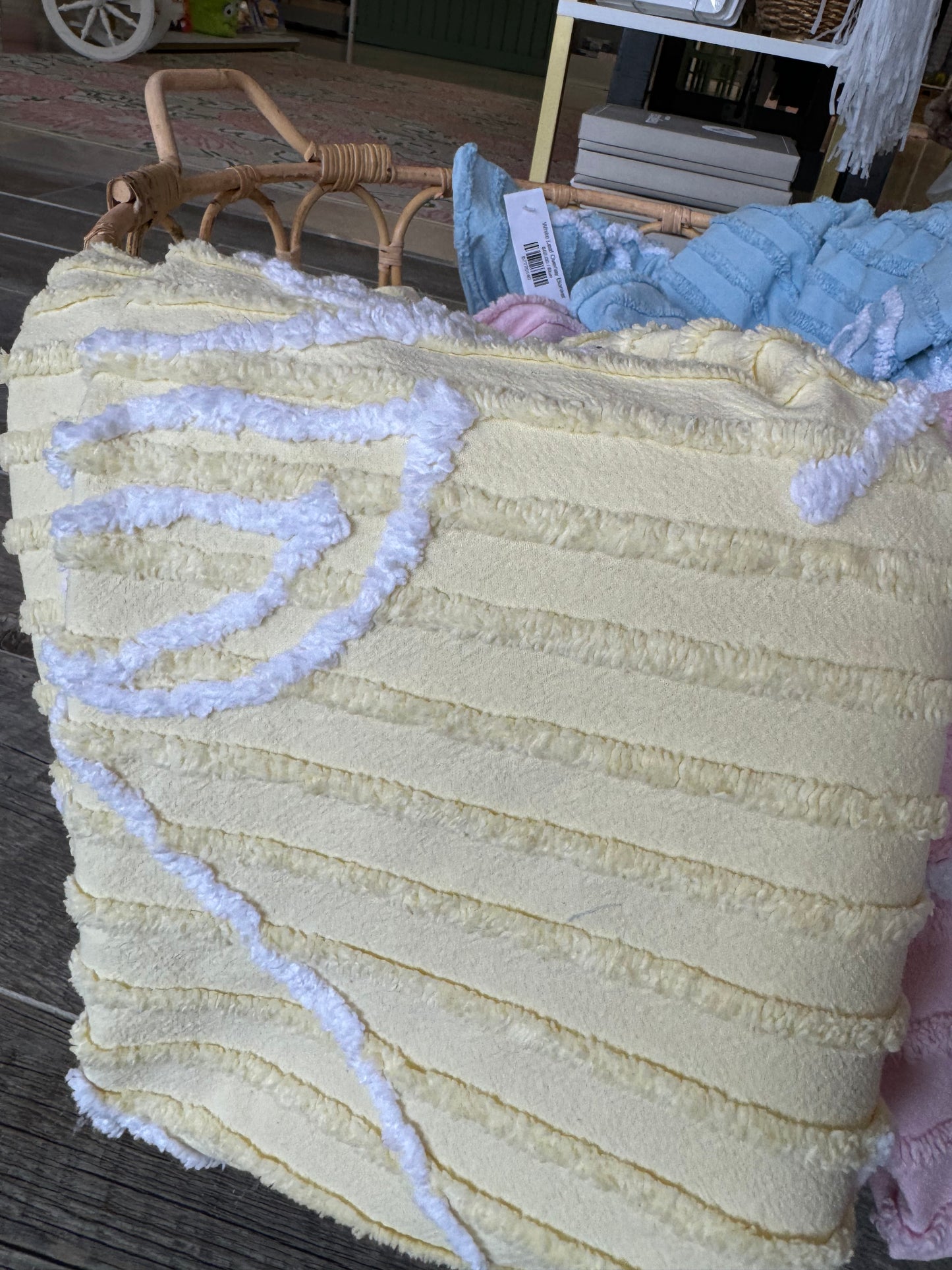 White Leaf Overlay Blanket