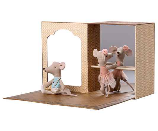 Ballet Mouse Studio with brother and sister mouse